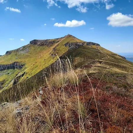 Place Des Jolis Reves Riom-es-Montagnes