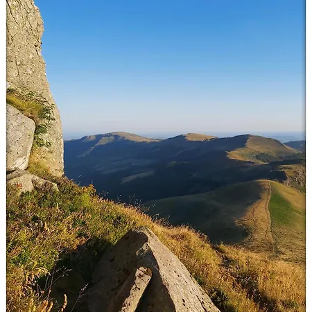 Place Des Jolis Reves Aparthotel