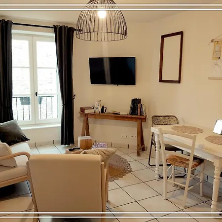 Place Des Jolis Reves Aparthotel Riom-es-Montagnes