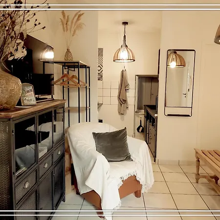 Aparthotel Place Des Jolis Reves Riom-es-Montagnes